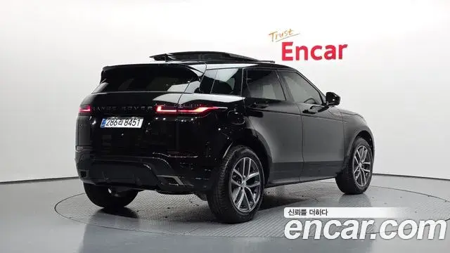 Land Rover Range Rover Evoque 2025 — Фото 2/20