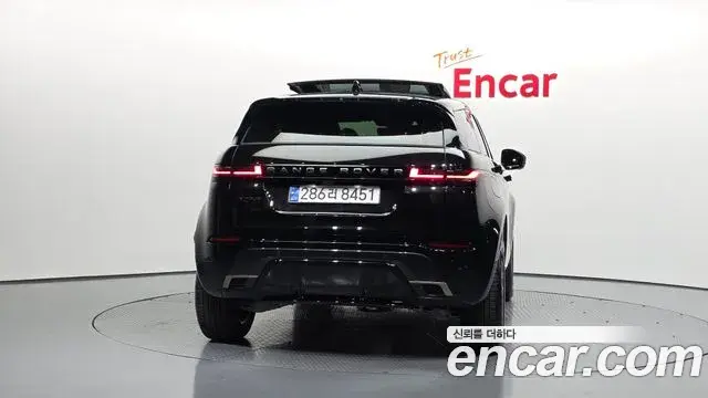 Land Rover Range Rover Evoque 2025 — Фото 4/20