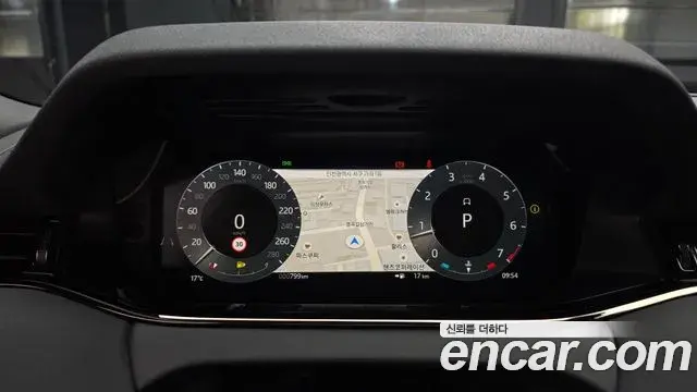 Land Rover Range Rover Evoque 2025 — Фото 8/20