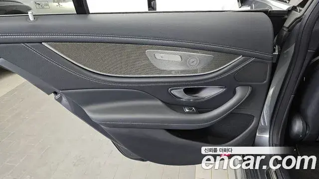 Mercedes-Benz CLS-Class 2019 — Şəkil 33/36