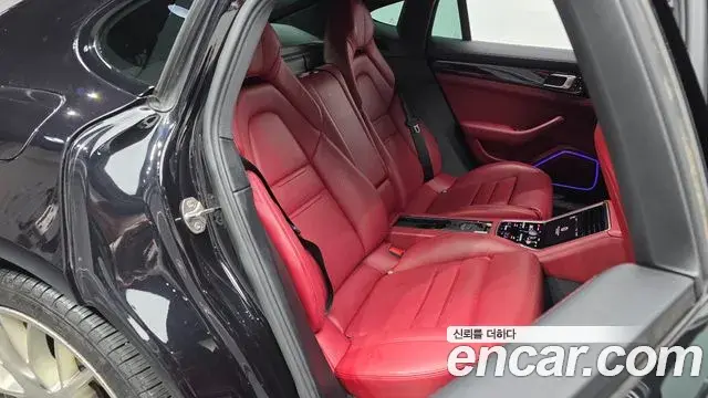 Porsche Panamera 2020 — Şəkil 12/20