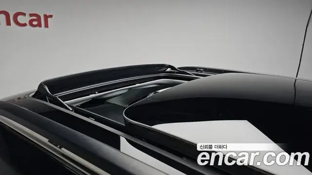 Jeep Compass 2021 — ფოტო 15/32