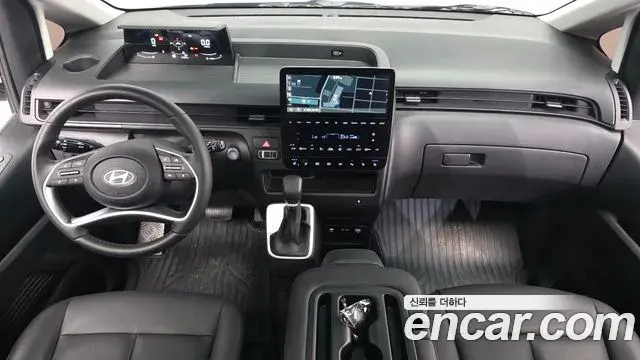 Hyundai Staria 2025 — Şəkil 22/30