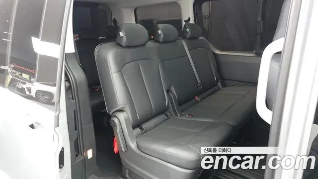 Hyundai Staria 2025 — Şəkil 24/30
