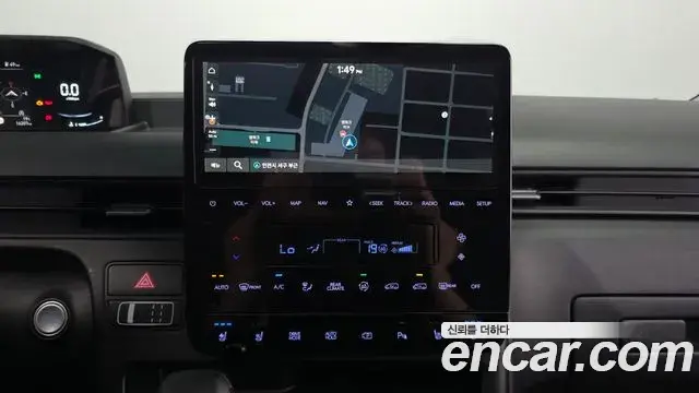 Hyundai Staria 2025 — Şəkil 7/30