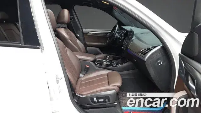 BMW X3 2022 — ფოტო 21/30