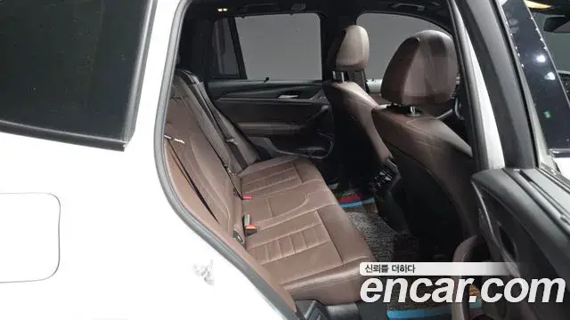 BMW X3 2022 — ფოტო 24/30