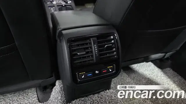 Volkswagen Arteon 2019 — Şəkil 9/35