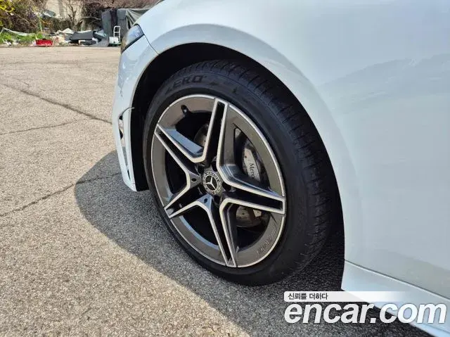 Mercedes-Benz CLS-Class 2022 — Photo 3/20