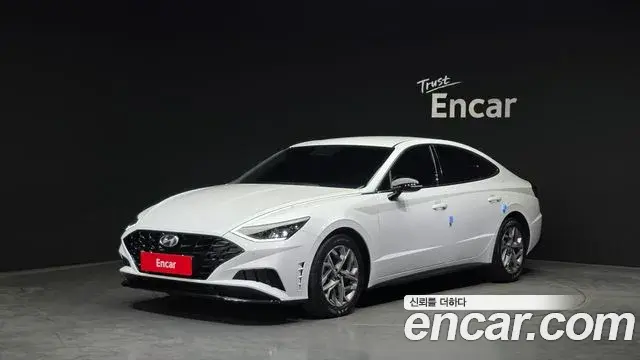 Hyundai Sonata 2021 — Фото 1/20