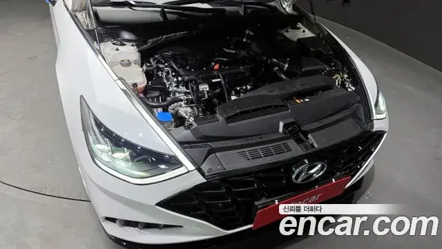 Hyundai Sonata 2021 — Фото 6/20