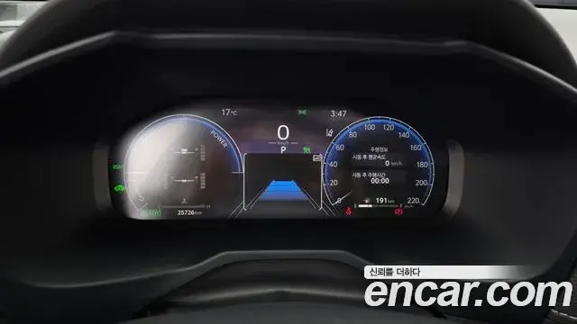 Toyota RAV4 2024 — ფოტო 22/33
