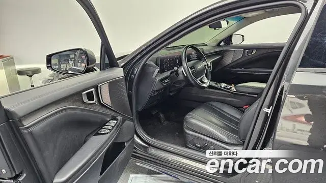 Kia K8 2022 — Photo 6/33
