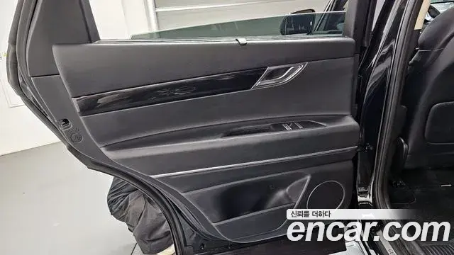 Genesis GV80 2020 — Şəkil 11/31