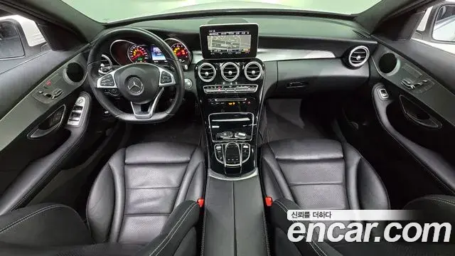 Mercedes-Benz C-Class 2018 — Фото 7/20