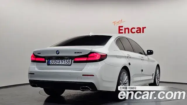 BMW 5 Series 2022 — Şəkil 6/36