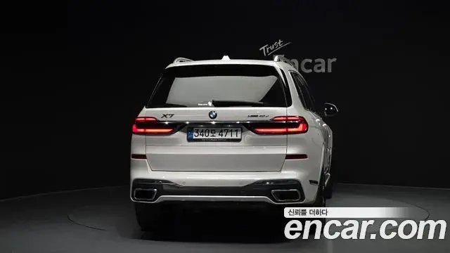 BMW X7 2024 — ფოტო 26/34