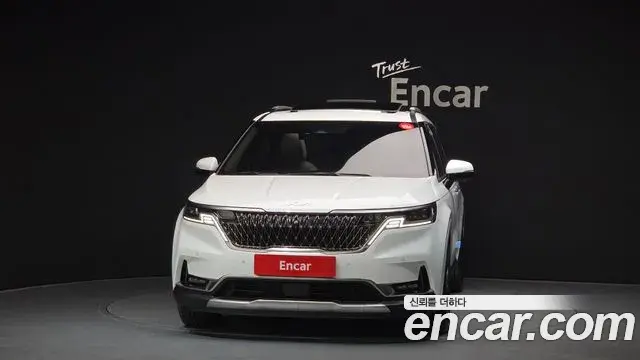 Kia Carnival 2022 — Фото 3/20