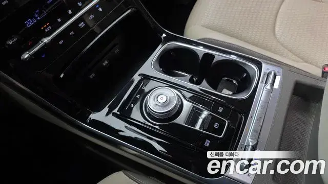 Kia Carnival 2022 — Фото 9/20