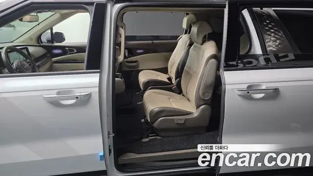 Kia Carnival 2022 — Фото 11/20