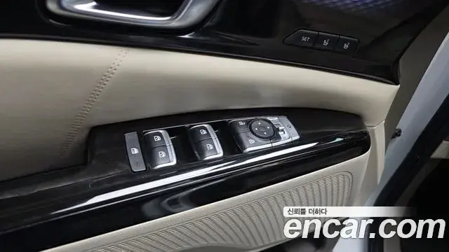 Kia Carnival 2022 — Фото 14/20