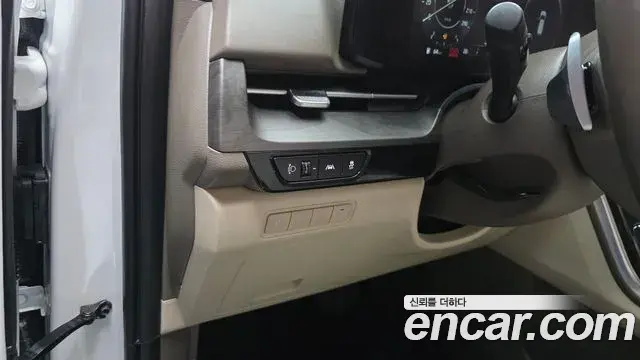 Kia Carnival 2022 — Фото 15/20