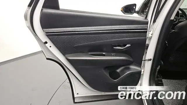 Hyundai Tucson Hybrid 2022 — Photo 1/31