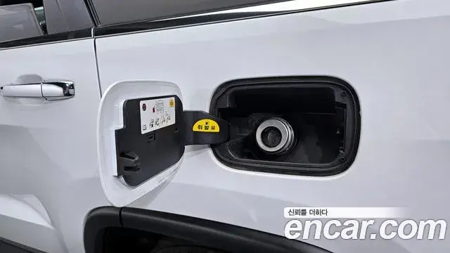 Jeep Grand Cherokee 2019 — Фото 15/20