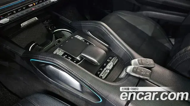 Mercedes-Benz GLS-Class 2020 — ფოტო 11/32