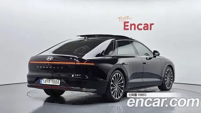 Hyundai Grandeur 2023 — Фото 2/20