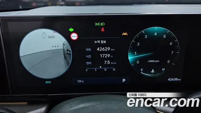 Hyundai Grandeur 2023 — Фото 8/20