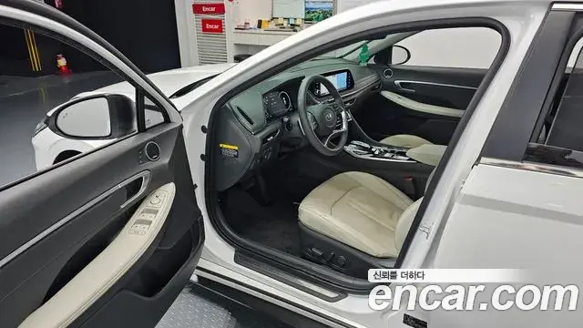 Hyundai Sonata 2019 — Фото 10/20