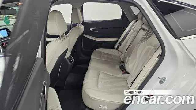Hyundai Sonata 2019 — Фото 12/20