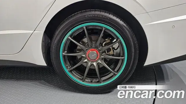 Hyundai Sonata Hybrid 2019 — Şəkil 14/34