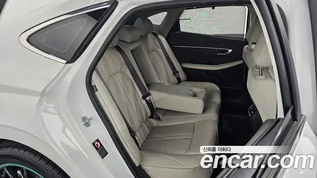Hyundai Sonata Hybrid 2019 — Şəkil 4/34