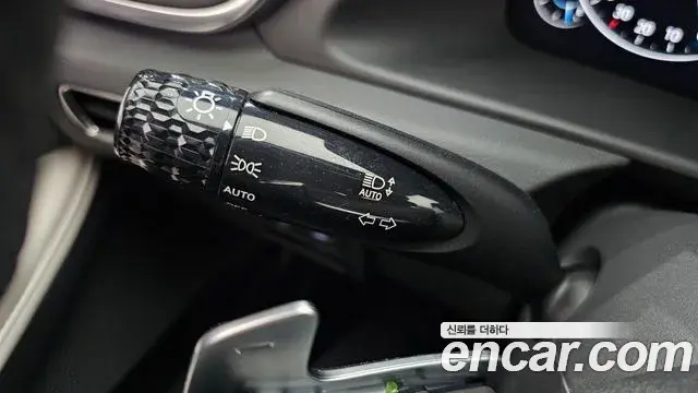 Hyundai Sonata Hybrid 2019 — Şəkil 15/34