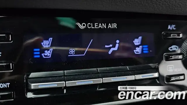 Hyundai Sonata Hybrid 2019 — Şəkil 8/34