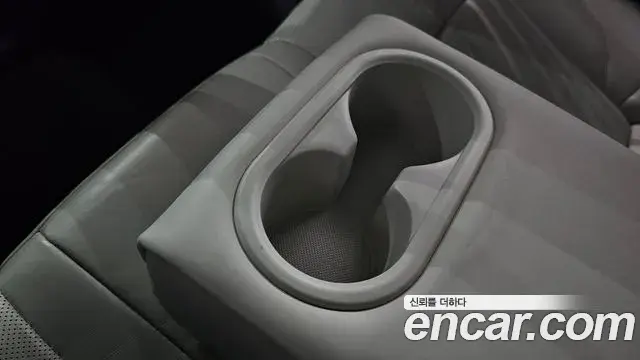 Hyundai Sonata Hybrid 2019 — Şəkil 33/34