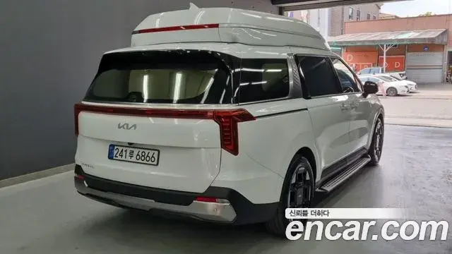 Kia Carnival 2024 — Photo 5/18