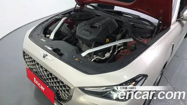 Genesis G70 2018 — ფოტო 4/31