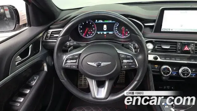 Genesis G70 2018 — ფოტო 14/31
