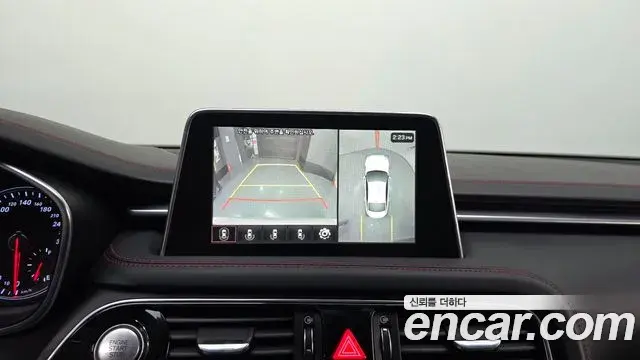 Genesis G70 2018 — ფოტო 30/31