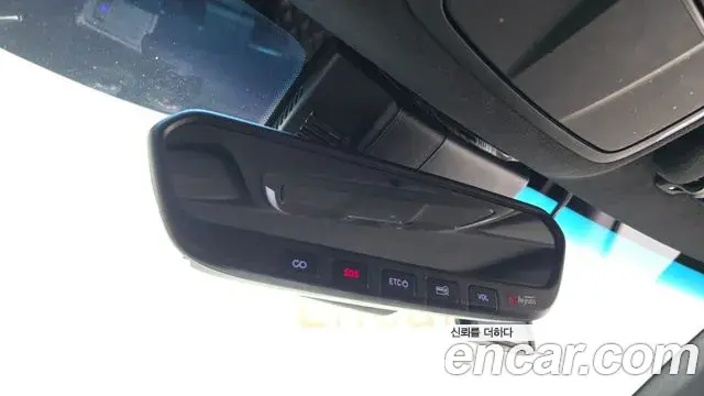 Genesis G70 2018 — ფოტო 10/31