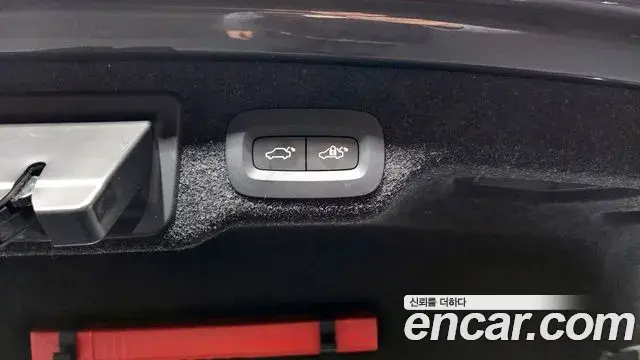 Volvo S90 2023 — Photo 22/41