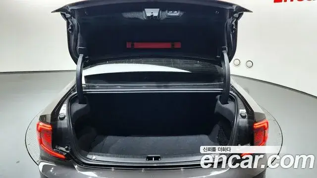 Volvo S90 2023 — Photo 6/41