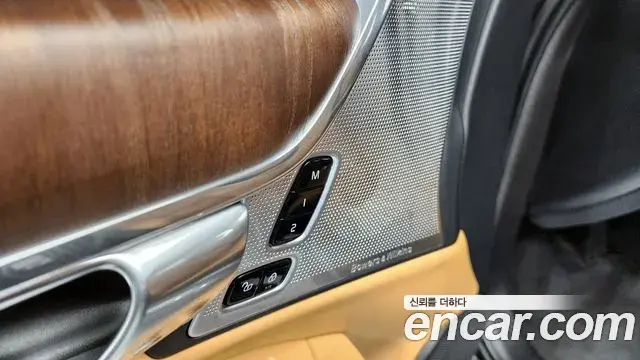 Volvo S90 2023 — Photo 4/41