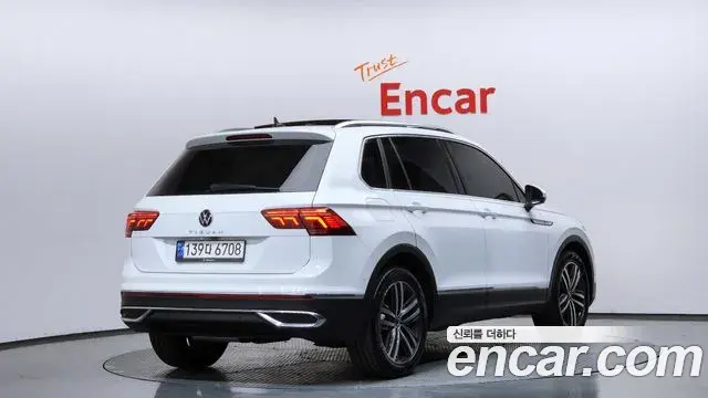 Volkswagen Tiguan 2023 — Şəkil 7/20