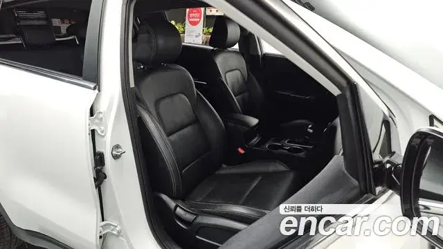 Kia Sportage The Bold 2018 — Фото 11/20