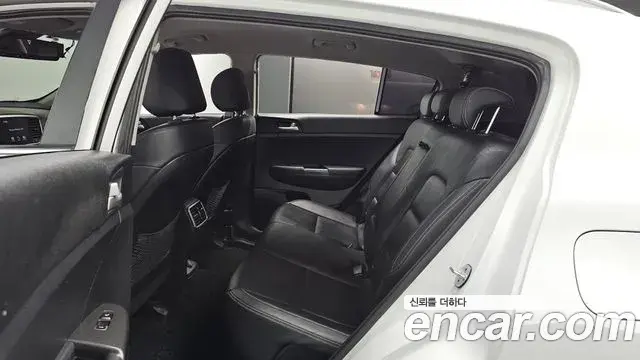 Kia Sportage The Bold 2018 — Фото 12/20