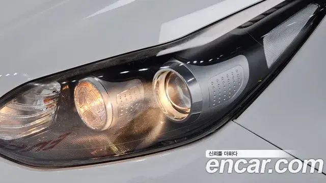 Kia Sportage The Bold 2018 — Şəkil 18/32